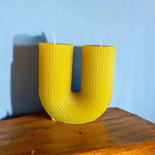 U shape double wick candle